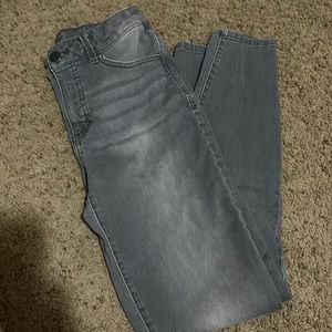 maurice’s grey jeans